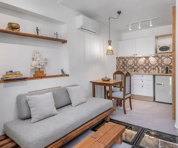 Sala Historical Luxury Apartament Rhodes City