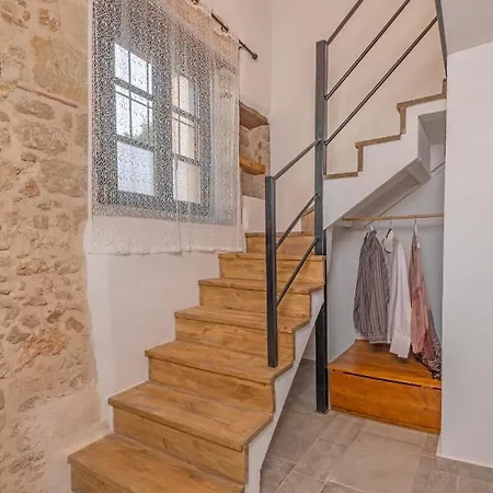 Sala Historical Luxury شقة *