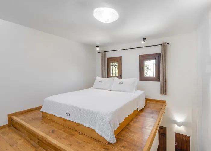 Sala Historical Luxury Apartment