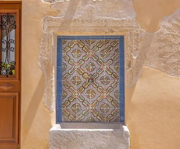 Sala Historical Luxury شقة Rhodes City